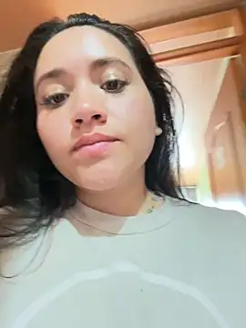 Snapshot of Veronica_Wins_ chatting on February 11, 2026, 7:08 pm Veronica Wins online show from February 11, 2026, 7:08 pm