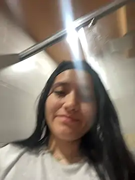 Snapshot of Veronica_Wins_ chatting on February 14, 2026, 6:48 pm Veronica Wins online show from February 14, 2026, 6:48 pm