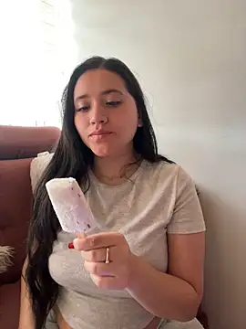 Snapshot of Veronica_Wins_ chatting on February 27, 2026, 7:14 pm Veronica Wins online show from February 27, 2026, 7:14 pm