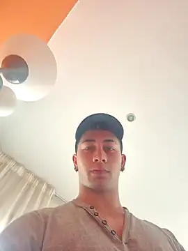 Snapshot of Dantedandelionx chatting on January 15, 2026, 1:59 pm Dantedandelionx online show from January 15, 2026, 1:59 pm