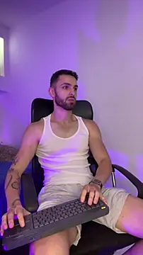 Apolo lux1 online show from March 4, 2026, 8:48 pm