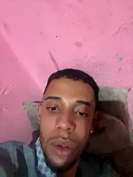 magrodotado33 online show from January 8, 2026, 11:29 pm