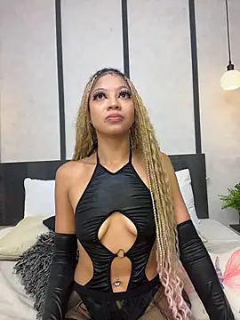 JenniferHillss online show from January 13, 2026, 8:25 pm