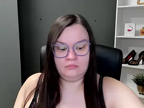 Snapshot of HollyDanceSoul chatting on February 21, 2026, 7:20 am HollyDanceSoul online show from February 21, 2026, 7:20 am