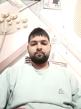 Snapshot of Pulkeet1433 chatting on February 8, 2026, 10:07 am Pulkeet1433 online show from February 8, 2026, 10:07 am