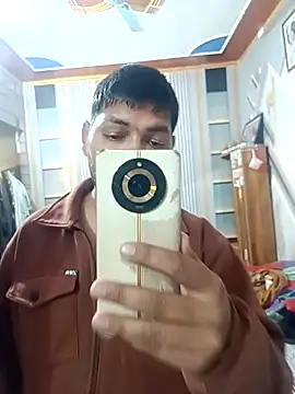 Snapshot of Pulkeet1433 chatting on February 13, 2026, 12:45 pm Pulkeet1433 online show from February 13, 2026, 12:45 pm