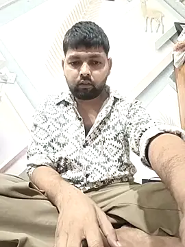 Snapshot of Pulkeet1433 chatting on February 22, 2026, 2:48 pm Pulkeet1433 online show from February 22, 2026, 2:48 pm