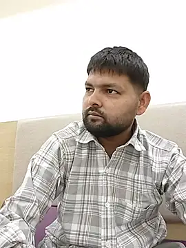 Pulkeet1433 online show from May 30, 2026, 2:58 pm