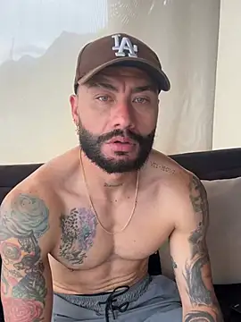 FrancoRossi  online show from March 9, 2026, 8:02 pm