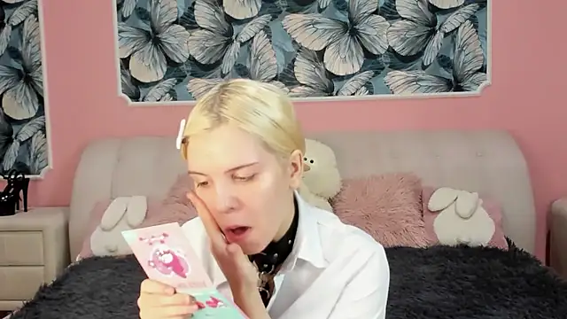 Snapshot of ALZA_AZURE chatting on January 15, 2026, 11:04 am ALZA AZURE online show from January 15, 2026, 11:04 am