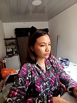 Snapshot of LeticiaHinkley chatting on February 3, 2026, 2:33 pm LeticiaHinkley online show from February 3, 2026, 2:33 pm