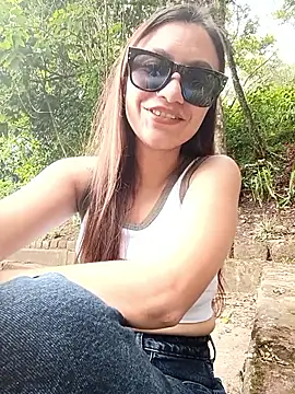 Snapshot of LeticiaHinkley chatting on April 1, 2026, 9:12 pm LeticiaHinkley online show from April 1, 2026, 9:12 pm