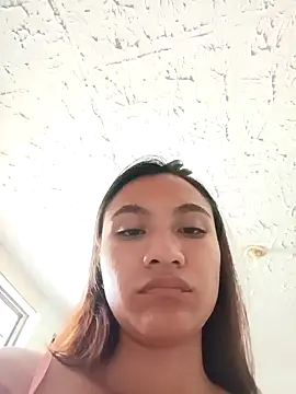 Snapshot of LeticiaHinkley chatting on April 3, 2026, 5:55 pm LeticiaHinkley online show from April 3, 2026, 5:55 pm