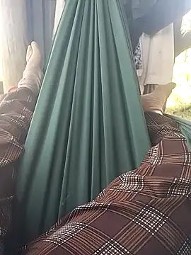 Snapshot of Ginny_2x chatting on March 25, 2026, 5:13 am Ginny 2x online show from March 25, 2026, 5:13 am