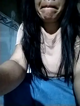 Snapshot of Ginny_2x chatting on April 1, 2026, 10:07 pm Ginny 2x online show from April 1, 2026, 10:07 pm