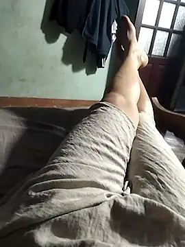 Snapshot of Ginny_2x chatting on April 3, 2026, 2:26 pm Ginny 2x online show from April 3, 2026, 2:26 pm