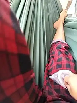 Snapshot of Ginny_2x chatting on April 6, 2026, 4:46 am Ginny 2x online show from April 6, 2026, 4:46 am