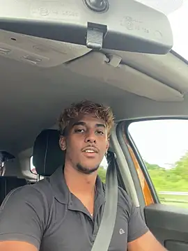 Snapshot of Axel_black10 chatting on January 11, 2026, 12:43 pm Axel black10 online show from January 11, 2026, 12:43 pm