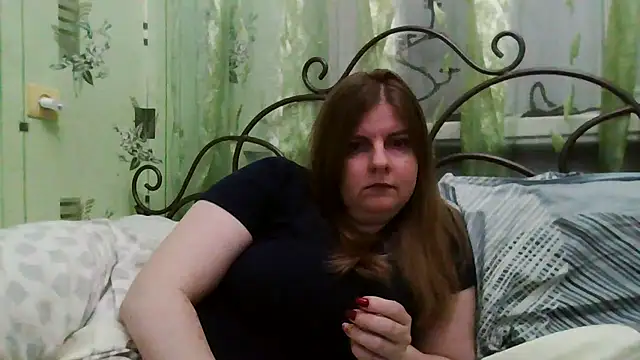 DarkRose0104 online show from January 12, 2026, 4:12 pm