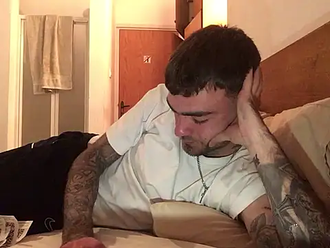 Snapshot of jacobsex221 chatting on February 24, 2026, 7:45 pm jacobsex221 online show from February 24, 2026, 7:45 pm