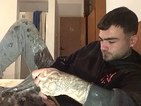 Snapshot of jacobsex221 chatting on February 28, 2026, 11:00 am jacobsex221 online show from February 28, 2026, 11:00 am