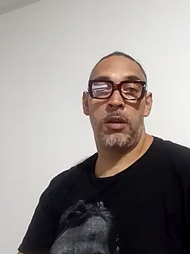 Snapshot of Big_vittollo chatting on February 21, 2026, 2:56 am Big vittollo online show from February 21, 2026, 2:56 am