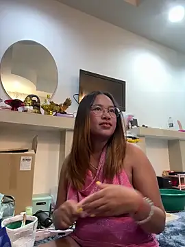 Ponthip online show from April 7, 2026, 1:11 pm