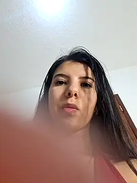 Snapshot of jade03_ chatting on April 19, 2026, 10:45 pm jade03 online show from April 19, 2026, 10:45 pm