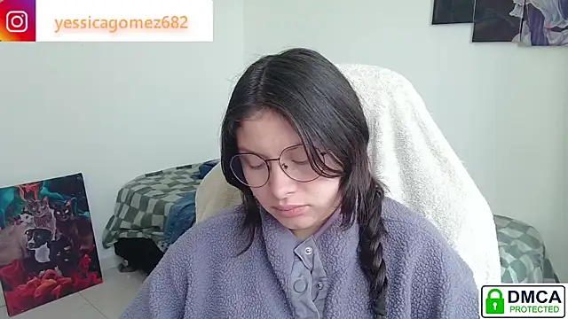 Snapshot of yessica_gomez01 chatting on February 7, 2026, 1:37 pm yessica gomez01 online show from February 7, 2026, 1:37 pm