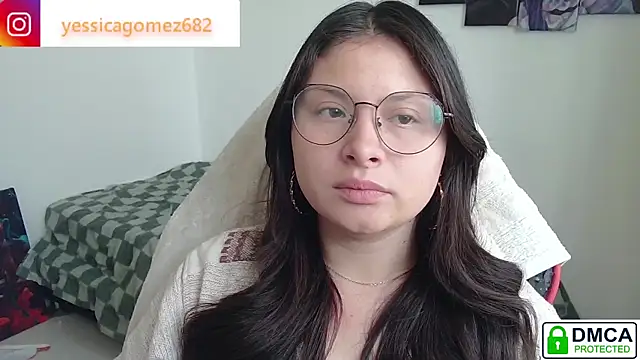 Snapshot of yessica_gomez01 chatting on February 8, 2026, 1:47 pm yessica gomez01 online show from February 8, 2026, 1:47 pm