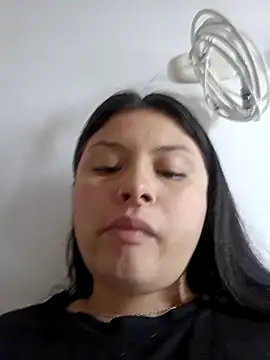 Snapshot of yessica_gomez01 chatting on February 13, 2026, 2:24 pm yessica gomez01 online show from February 13, 2026, 2:24 pm