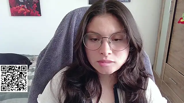 Snapshot of yessica_gomez01 chatting on April 19, 2026, 9:28 pm yessica gomez01 online show from April 19, 2026, 9:28 pm