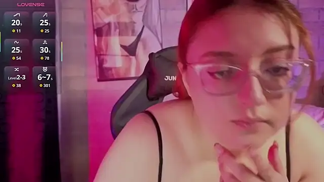 Mia Franklyn online show from March 8, 2026, 7:50 pm