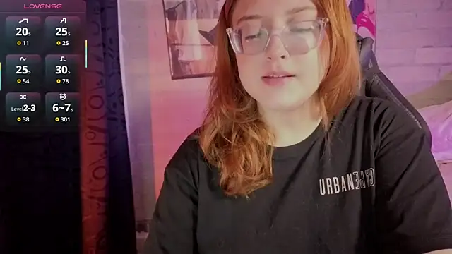 Mia Franklyn online show from March 13, 2026, 1:56 am