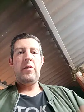 MelissaAndPeter online show from November 1, 2025, 9:50 pm