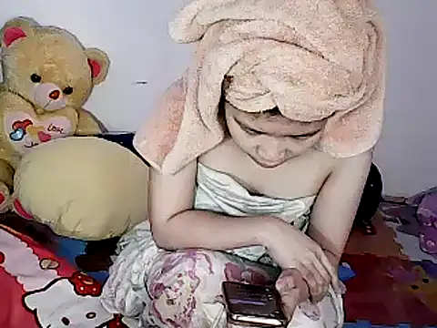 Snapshot of xxhotamizinggirl chatting on March 31, 2026, 1:51 am xxhotamizinggirl online show from March 31, 2026, 1:51 am