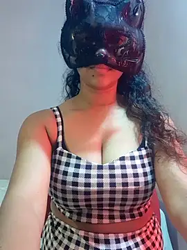 cutehotwife online show from April 19, 2026, 5:12 pm