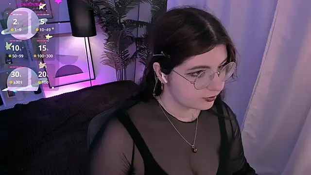 Snapshot of Siena_aa chatting on May 28, 2026, 9:01 pm Siena aa online show from May 28, 2026, 9:01 pm