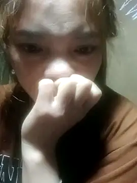 jjennyyy online show from February 22, 2026, 2:13 am