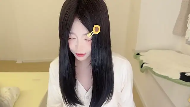 Onefiona online show from February 12, 2026, 12:55 pm