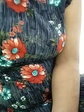 Zaara101 online show from January 13, 2026, 8:58 pm