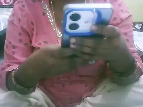 Snapshot of mohini_bhabhi chatting on April 5, 2026, 12:24 pm mohini bhabhi online show from April 5, 2026, 12:24 pm