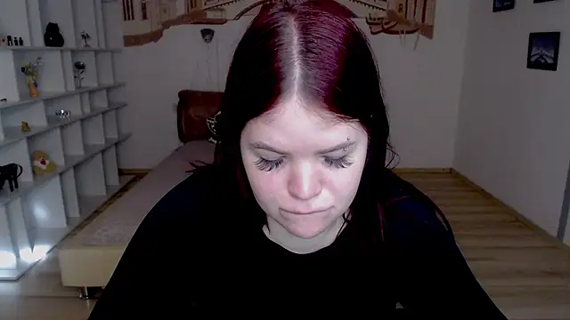 Secret Emma online show from February 2, 2026, 12:26 pm