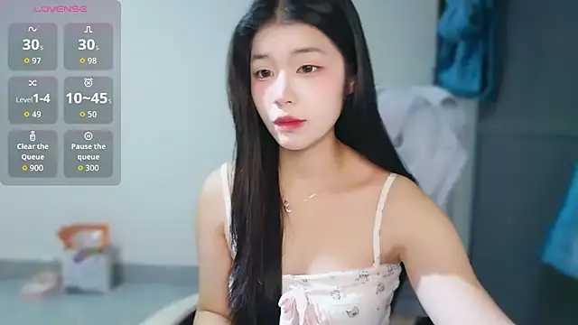 Snapshot of -XiaoYu-777 chatting on February 12, 2026, 11:05 am -XiaoYu-777 online show from February 12, 2026, 11:05 am