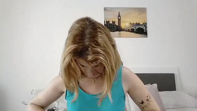 Snapshot of Clara1986 chatting on February 11, 2026, 11:59 am Clara1986 online show from February 11, 2026, 11:59 am