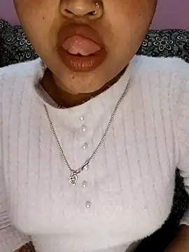 -Simran01 online show from January 12, 2026, 3:17 pm