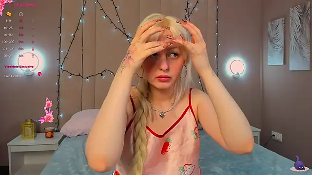 AdeleSilvy online show from April 3, 2026, 2:09 am