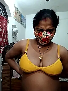 Snapshot of Angel_eyes00 chatting on January 15, 2026, 4:33 pm Angel eyes00 online show from January 15, 2026, 4:33 pm