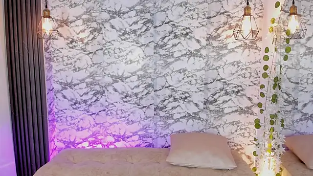 soffi joness23 online show from February 11, 2026, 11:59 am