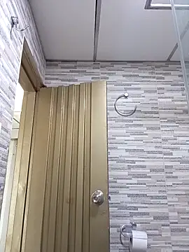 torvyHot online show from April 9, 2026, 7:30 pm